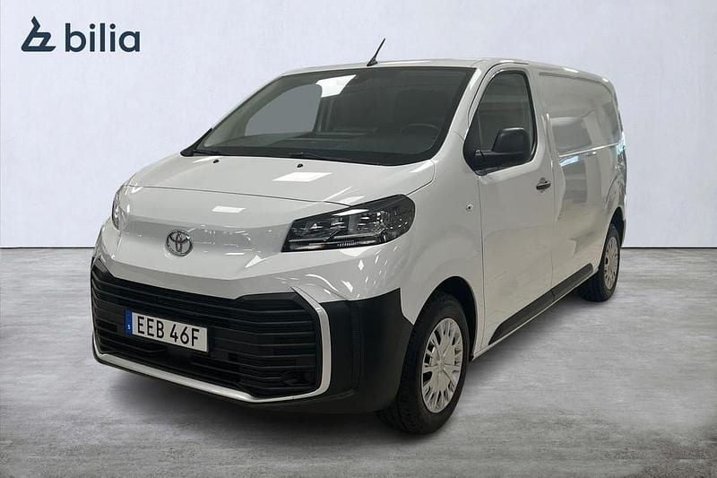 Vit Begagnad 2024 Toyota Proace Comfort Van | 489 900 kr - Bild 1/4