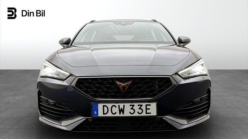 Begagnad Cupra Leon VZ1 150 HK (110 kW) 2024 Magnetic tech metallic