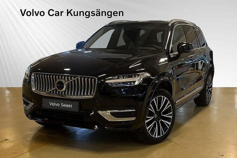 Svart Begagnad 2024 Volvo XC90 Plus SUV | 679 900 kr (Superpris) - Bild 1/3