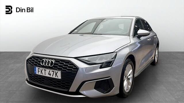 Florettsilver metallic Begagnad 2022 Audi A3 Proline | 259 000 kr (Marknadspris) - Bild 1/4