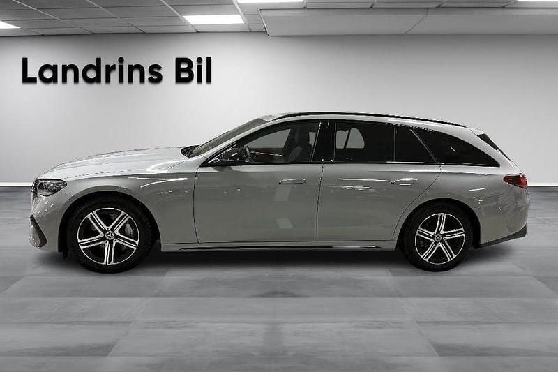 Begagnad Mercedes E220 AMG Line Premium 197 HK (144 kW) 2025 Grå Kombi