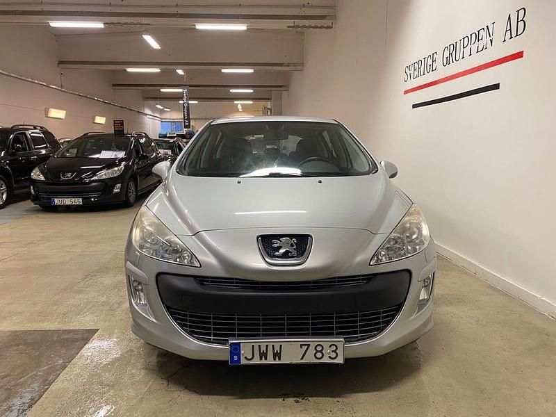 Begagnad Peugeot 308 120 HK (88 kW) 2009 Ljusgrå (grå) Halvkombi