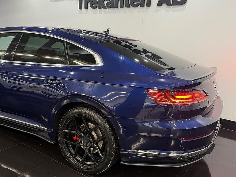 Begagnad VW Arteon GTS 239 HK (175 kW) 2017 Blå Halvkombi