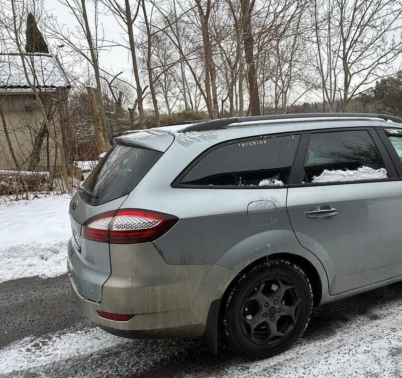 Begagnad Ford Mondeo 145 HK (106 kW) 2010 Kombi