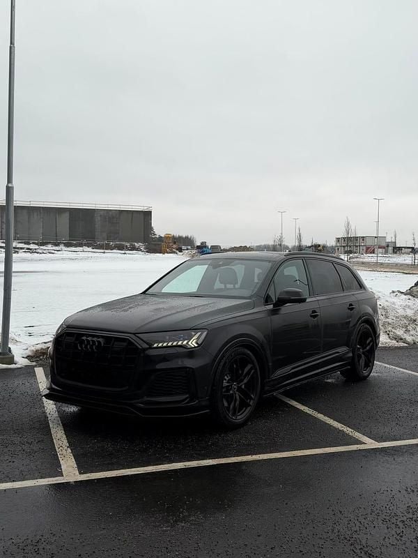 Begagnad Audi Q7 S-Line 286 HK (210 kW) 2020 Silver metallic SUV