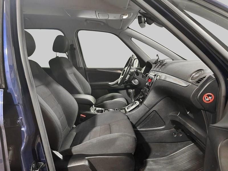 Begagnad Ford Galaxy Titanium 140 HK (102 kW) 2013 Blå Minibuss