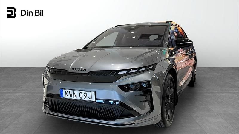 Grå Ny 2026 Skoda Enyaq iV RS SUV | 646 800 kr (Lite dyr) - Bild 1/4