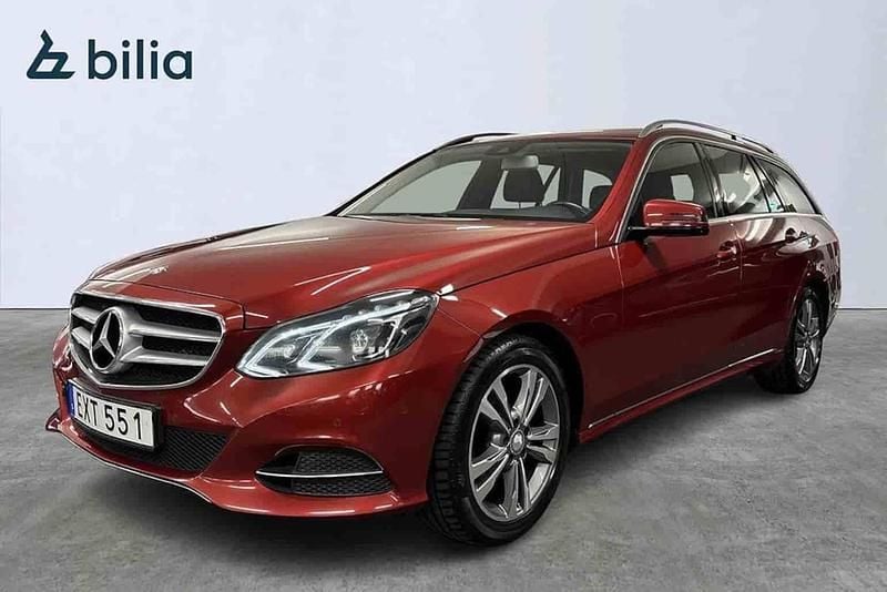 Röd Begagnad 2015 Mercedes E220 Kombi | 143 800 kr (Bra pris) - Bild 1/1