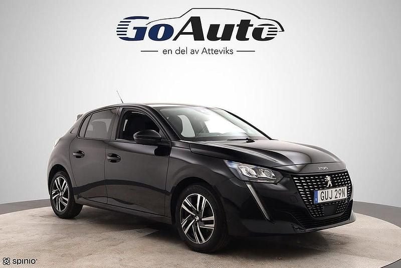 Begagnad Peugeot 208 101 HK (74 kW) 2023 Svart Halvkombi