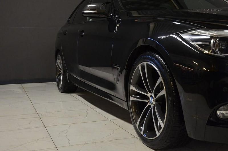 Begagnad BMW 330 Gran Turismo M Sport 252 HK (185 kW) 2017 Svart