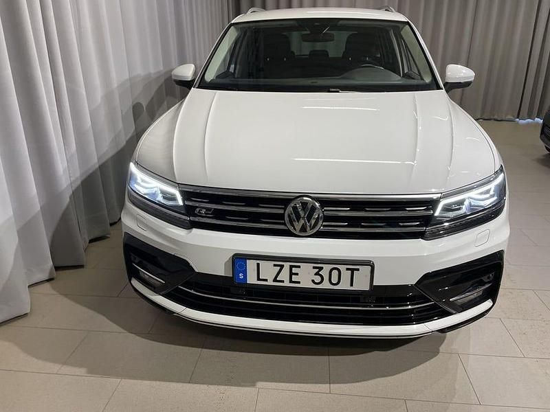 Begagnad VW Tiguan R-line 192 HK (141 kW) 2020 Vit SUV