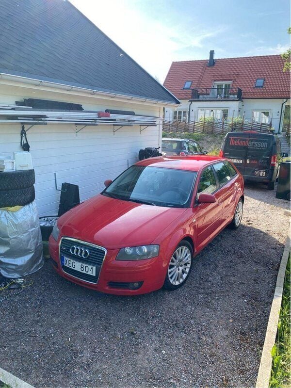 Röd Begagnad 2006 Audi A3 Sportback Comfort Halvkombi | 58 000 kr (Bra pris) - Bild 1/2