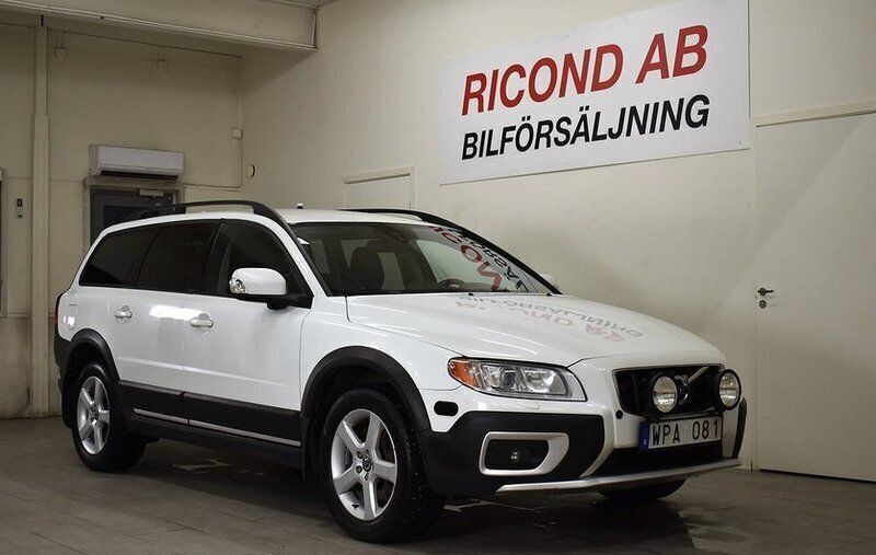 Vit Begagnad 2013 Volvo XC70 SUV | 114 900 kr (Dyr) - Bild 1/4