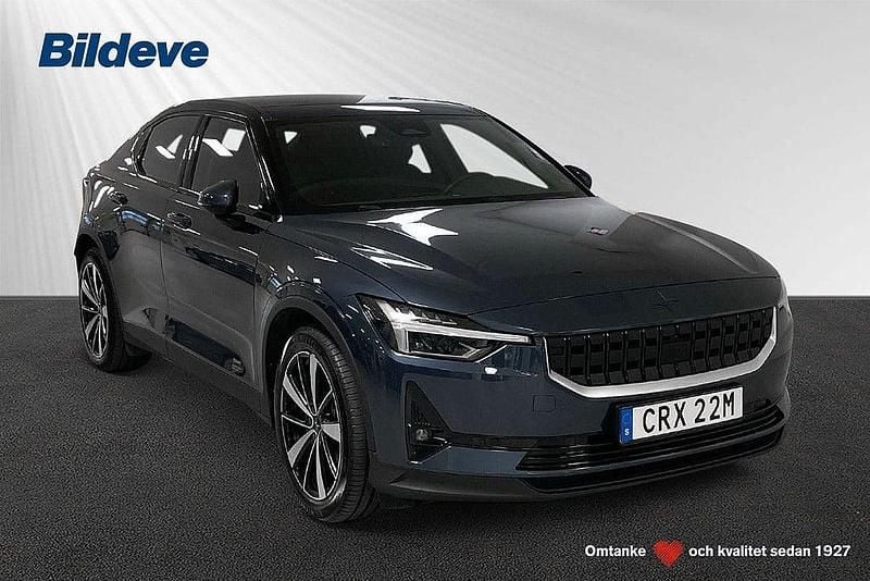 Mörkblå Begagnad 2022 Polestar 2 Plus Halvkombi | 369 900 kr (Marknadspris) - Bild 1/4