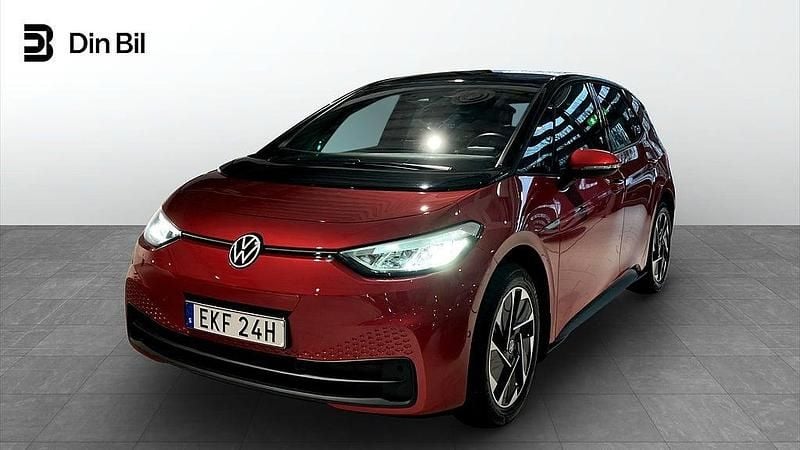 Röd Begagnad 2023 VW ID.3 Pro Performance Halvkombi | 309 900 kr (Dyr) - Bild 1/4