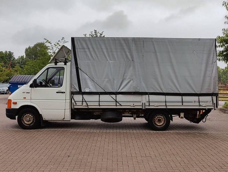 Begagnad VW LT 102 HK (75 kW) 1998 Vit Van
