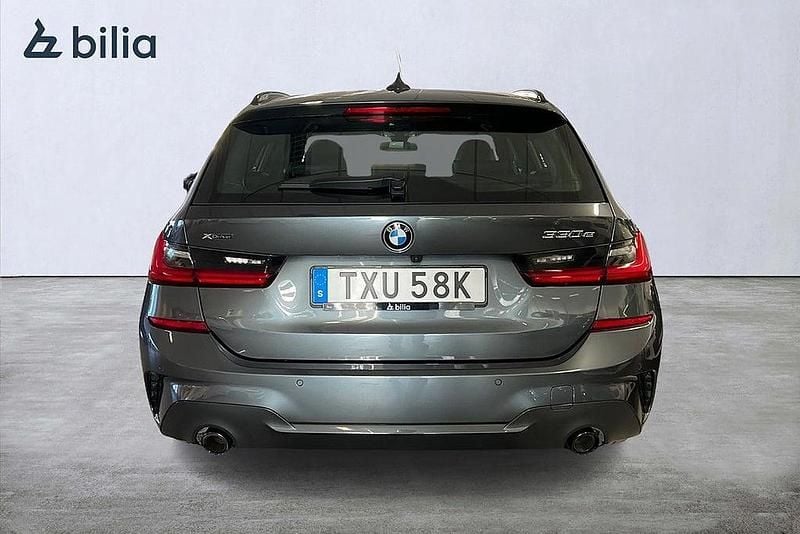Begagnad BMW 330 M Sport 292 HK (214 kW) 2021 Mineral grey metallic Kombi