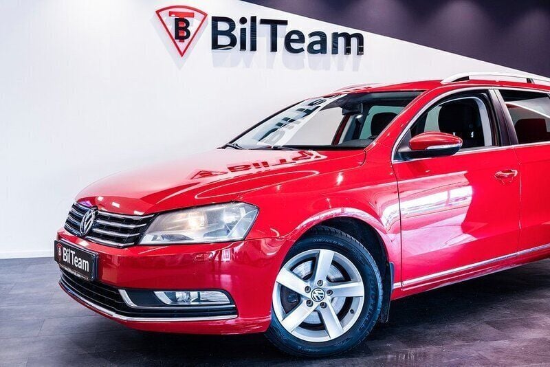 Begagnad VW Passat 141 HK (103 kW) 2013 Röd Kombi