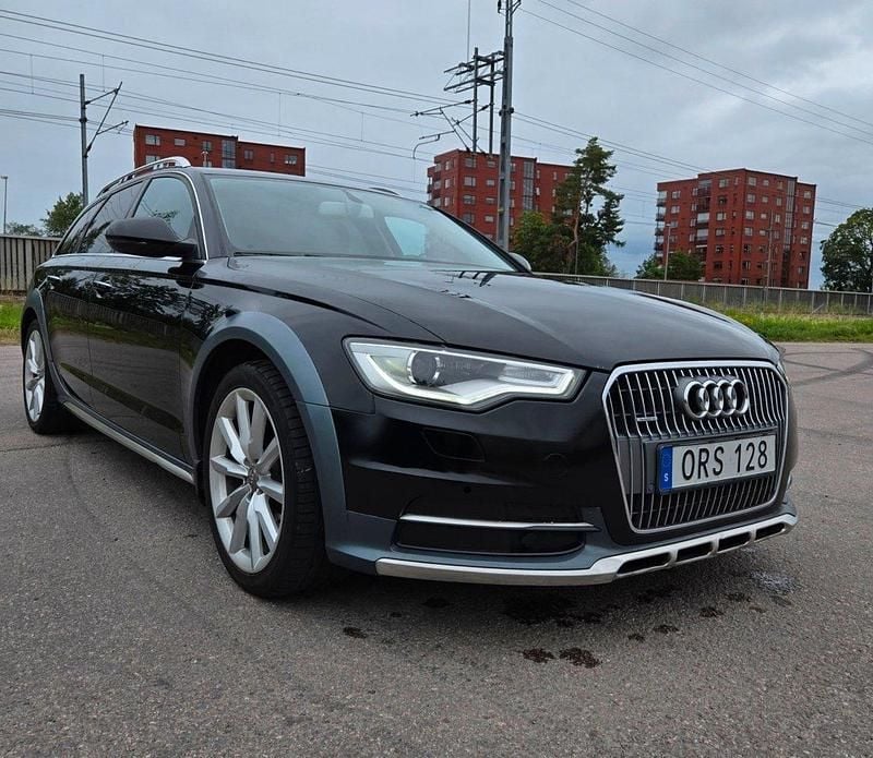Svart Begagnad 2014 Audi A6 Allroad Kombi | 155 000 kr (Bra pris) - Bild 1/4