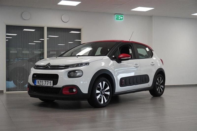 Vit Begagnad 2017 Citroën C3 Halvkombi | 79 800 kr (Marknadspris) - Bild 1/4