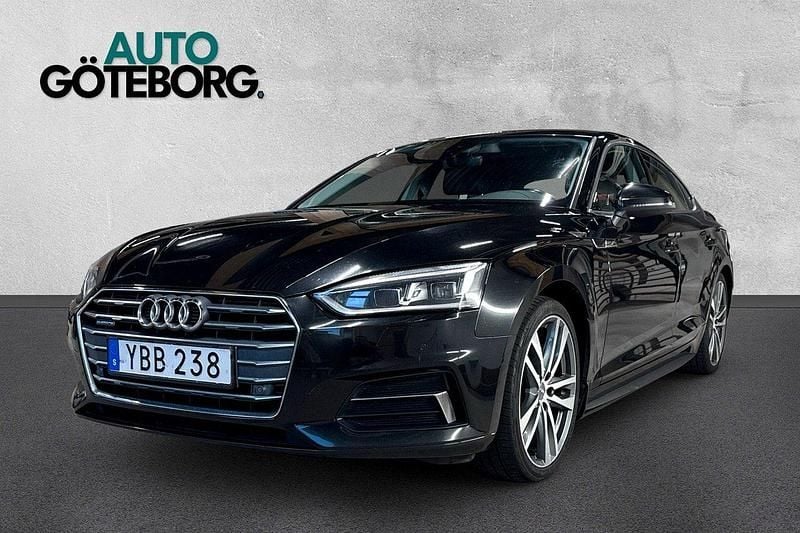 Svart Begagnad 2017 Audi A5 Sportback Comfort Halvkombi | 199 900 kr (Marknadspris) - Bild 1/3