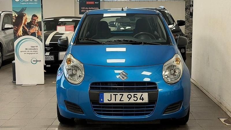 Begagnad Suzuki Alto 68 HK (50 kW) 2009 Blå Halvkombi