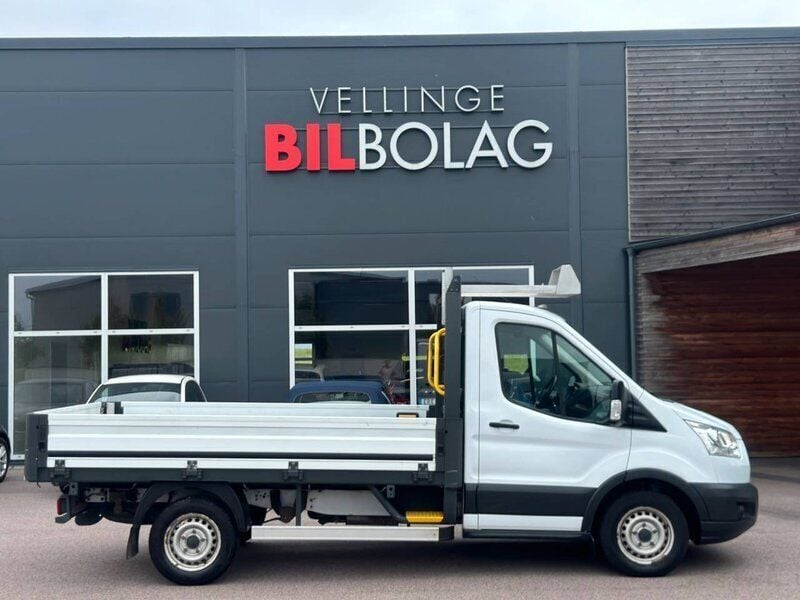 Vit Begagnad 2015 Ford Transit Van | 149 500 kr (Dyr) - Bild 1/4