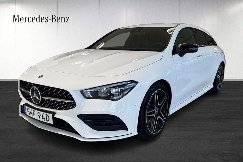 Vit (black) Begagnad 2023 Mercedes CLA200 Shooting Brake Kombi | 339 900 kr (Bra pris) - Bild 1/4