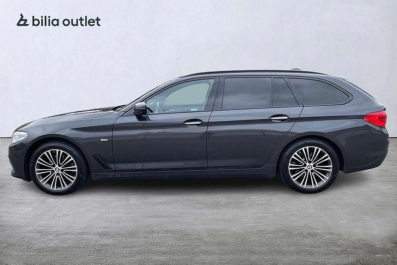 Begagnad BMW 520 Shadowline 191 HK (140 kW) 2017 Grå Kombi