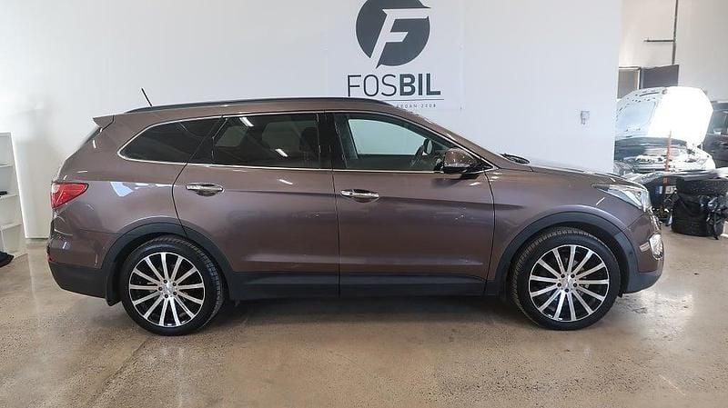 Begagnad Hyundai Grand Santa Fe Premium 197 HK (144 kW) 2014 Brun SUV