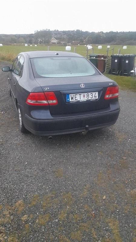 Blå Begagnad 2005 Saab 9-3 Linear Sedan | 14 900 kr (Superpris) - Bild 1/3