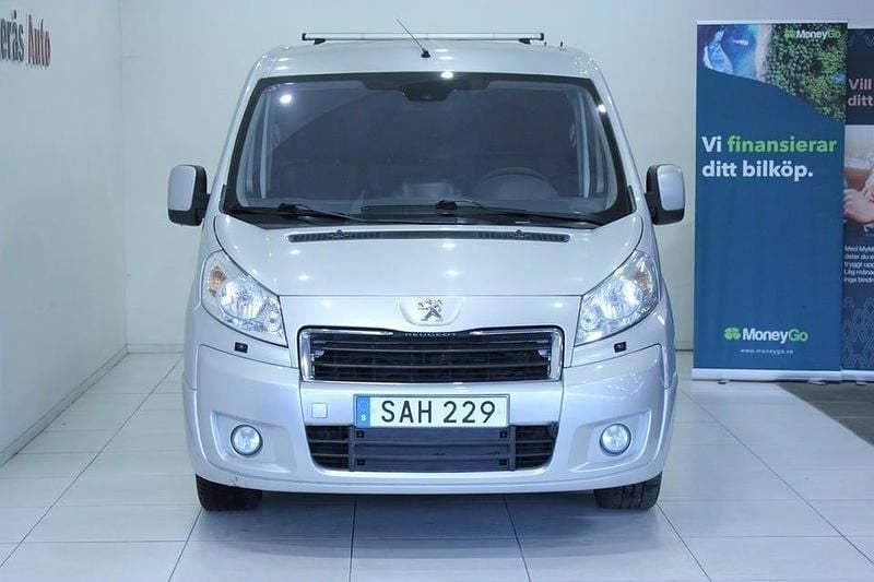 Begagnad Peugeot Expert 164 HK (120 kW) 2015 Ljusgrå (grå) Van