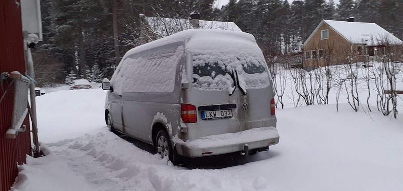 Silver Begagnad 2008 VW T5 Van | 64 000 kr (Marknadspris) - Bild 1/4