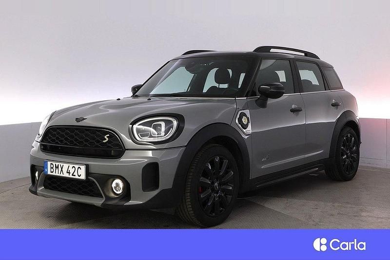 Grå Begagnad 2021 Mini Cooper Countryman SUV | 330 900 kr (Marknadspris) - Bild 1/2