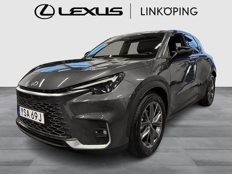 Begagnad Lexus LBX 136 HK (100 kW) 2024 Grå SUV