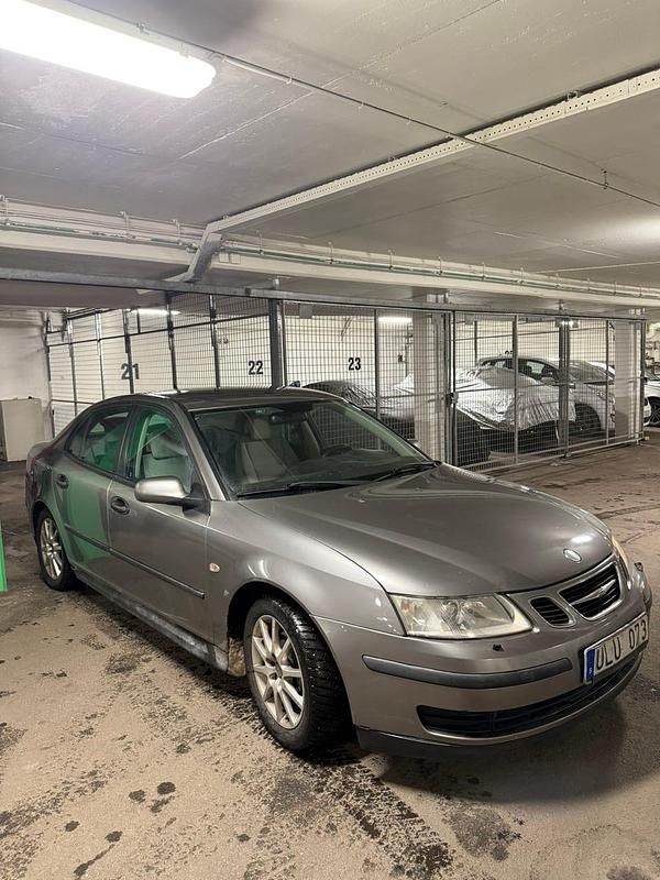 Begagnad 2004 Saab 9-3 | 6 000 kr - Bild 1/4
