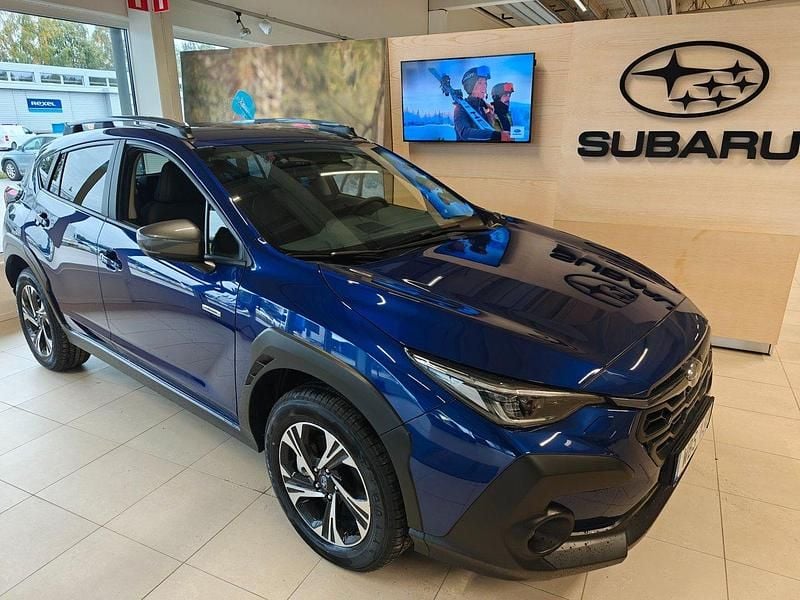 Blå (sapphire blue pearl) Ny 2025 Subaru Crosstrek SUV | 411 800 kr (Marknadspris) - Bild 1/4