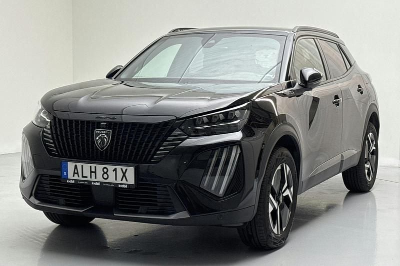 Svart Begagnad 2024 Peugeot 2008 GT SUV | 250 000 kr (Bra pris) - Bild 1/4