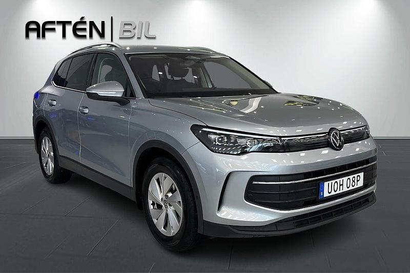 Begagnad VW Tiguan 150 HK (110 kW) 2024 Silver SUV