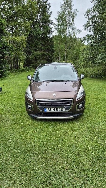 Brun Begagnad 2014 Peugeot 3008 Kombi | 64 000 kr (Marknadspris) - Bild 1/4