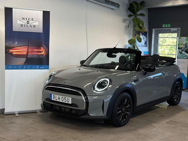 Grå Begagnad 2021 Mini Cooper Cabriolet Cab | 229 000 kr (Marknadspris) - Bild 1/4