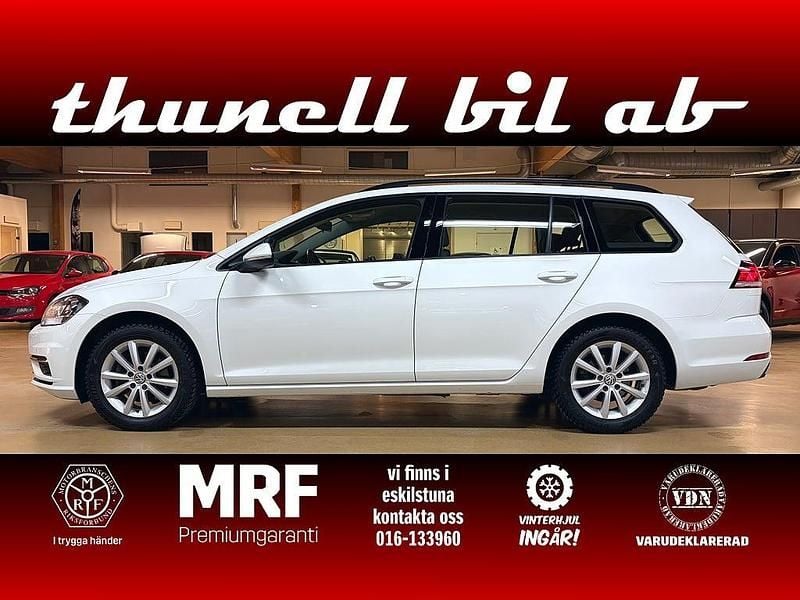Vit Begagnad 2020 VW Golf VIII GT Kombi | 179 500 kr (Bra pris) - Bild 1/4