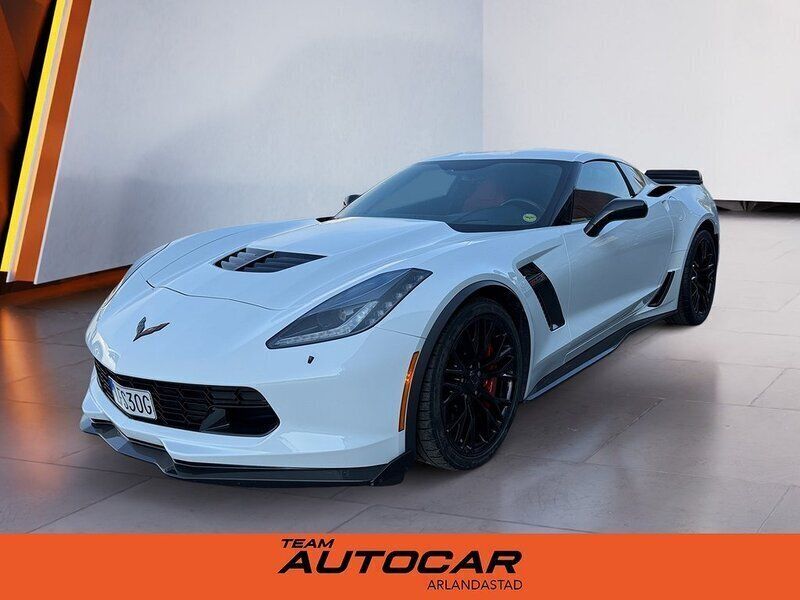 Vit Begagnad 2017 Chevrolet Corvette C7 Sportkupé | 899 000 kr - Bild 1/4