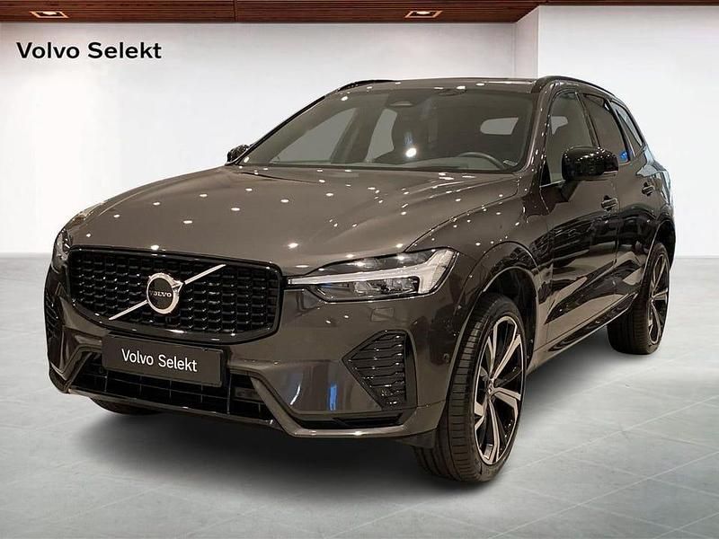 Grå Begagnad 2022 Volvo XC60 R-Design SUV | 449 000 kr (Lite dyr) - Bild 1/4