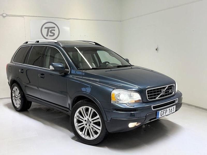 Blå Begagnad 2007 Volvo XC90 Summum SUV | 99 900 kr (Lite dyr) - Bild 1/4