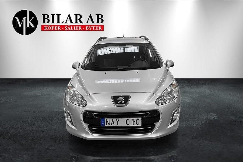 Grå Begagnad 2012 Peugeot 308 SW Kombi | 74 900 kr (Marknadspris) - Bild 1/4