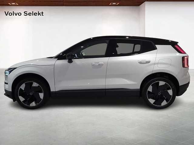 Begagnad Volvo EX30 Single Motor Extended Range 200 kW (272 HK) 2026 Vit SUV