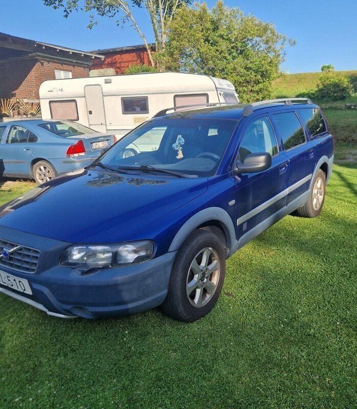Blå Begagnad 2002 Volvo XC70 Ocean Race SUV | 26 000 kr (Marknadspris) - Bild 1/1