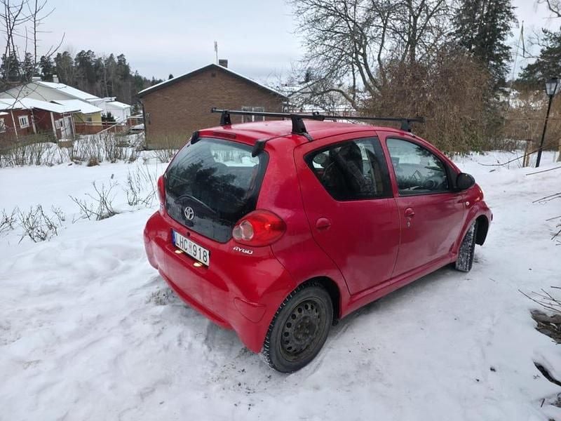 Begagnad Toyota Aygo 68 HK (50 kW) 2006 Halvkombi