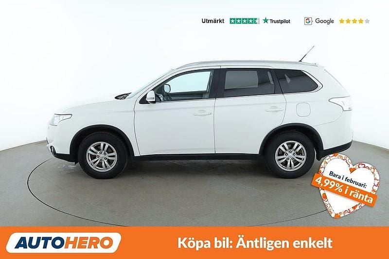 Begagnad Mitsubishi Outlander P-HEV 205 HK (150 kW) 2015 Vit SUV